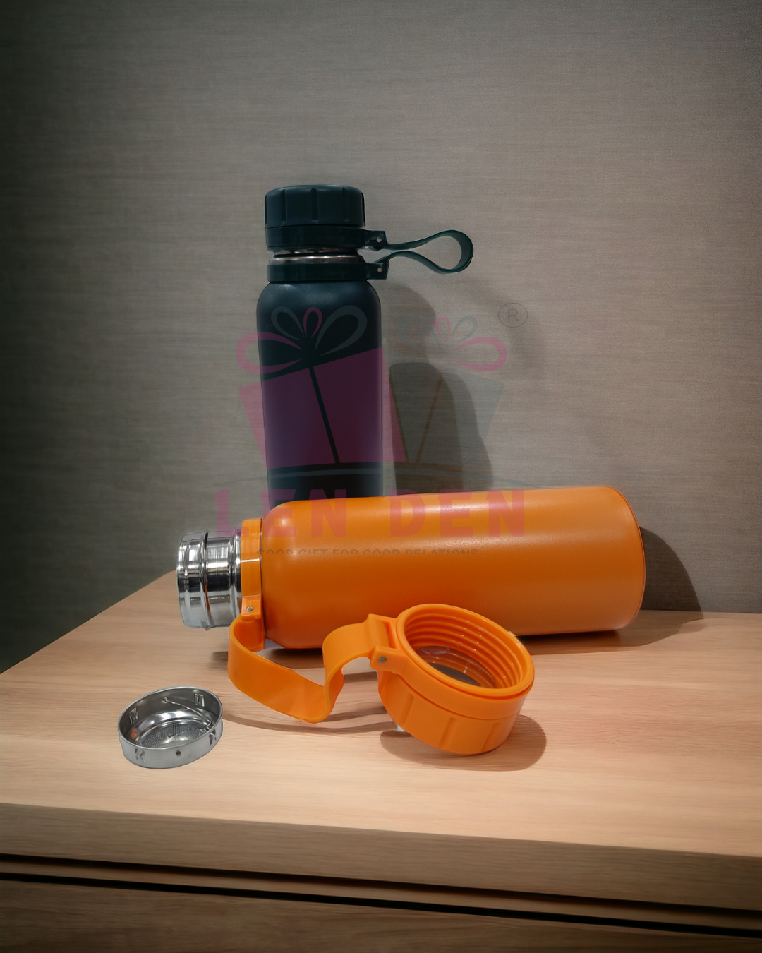 Classic Water Bottle  Steel Body For Home/Office/Gym/Travel  (650  ml)